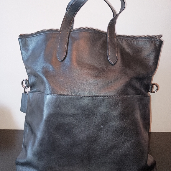 Coach Graham Tote - Picture 14 of 15